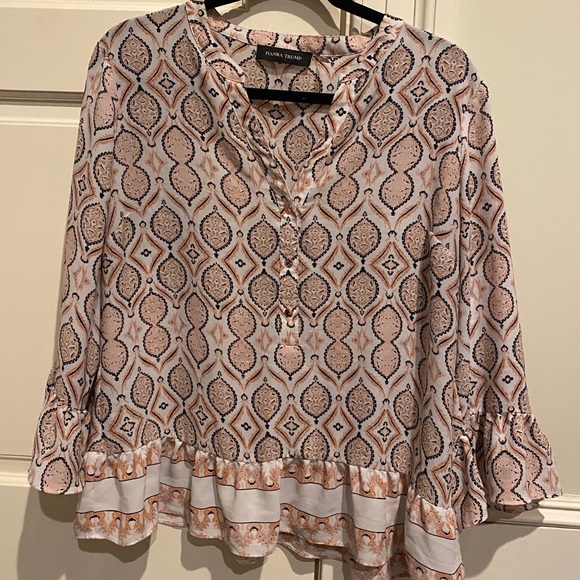 Ivanka Trump Tops - Adorable pink blouse